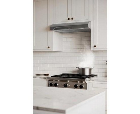 Hotte de cuisinière sous le cabinet de 30 po Broan - ALT3304SS