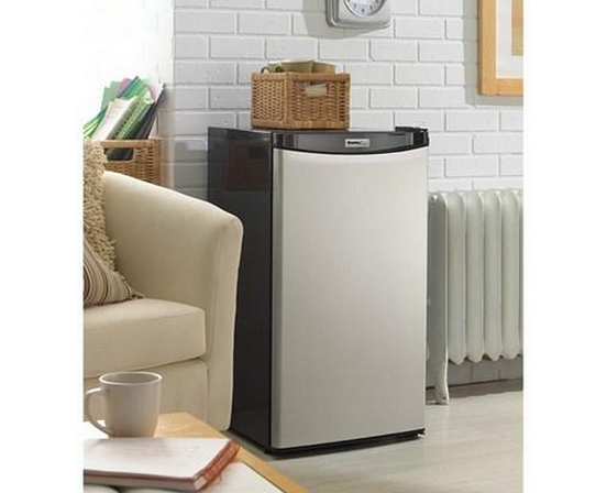Réfrigérateur compact de 18 po, 3.2 pi³ Danby - DCR032A2BSLDD