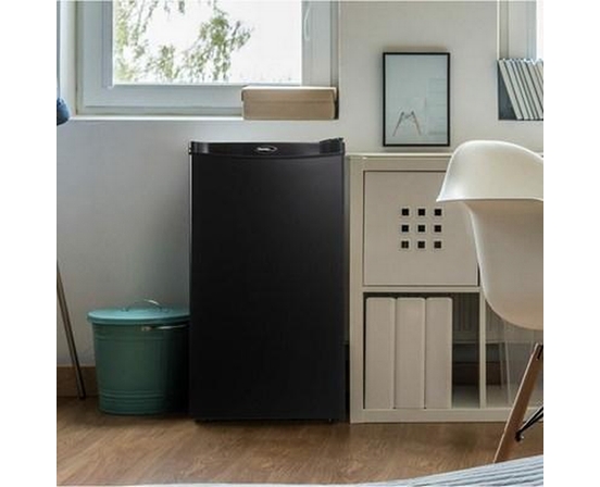 Réfrigérateur compact de 18 po, 3.2 pi³ Danby - DCR032A2BDD