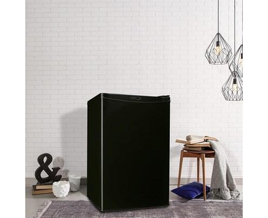 Réfrigérateur compact de 21 po, 4,4 pi³ Danby - DAR044A4BDD