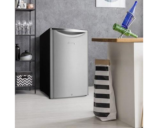 Réfrigérateur compact de 21 po, 4.4 pi³ Danby - DAR044A6DDB