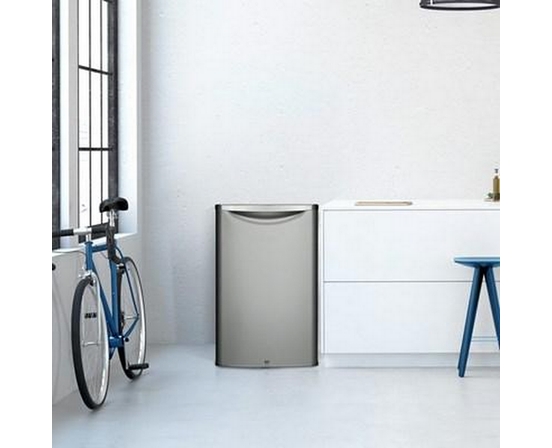 Réfrigérateur compact de 21 po, 4.4 pi³ Danby - DAR044A6DDB