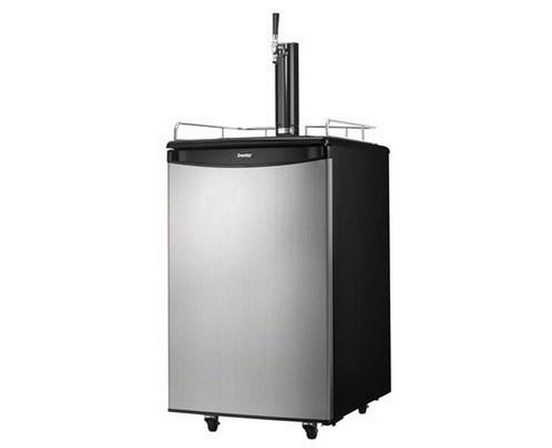 Refroidisseur autoportant de fûts à robinet unique de 5,4 pi³. Danby - DKC054A1BSLDB