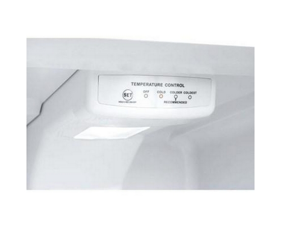 Réfrigérateur à congélateur supérieur de 10,1 pi³ Danby - DFF101B1BSLDB