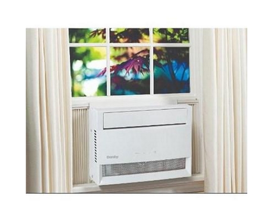 Climatiseur de fenêtre de 8,000 BTU avec connexion sans fil Danby - DAC080B5WDB