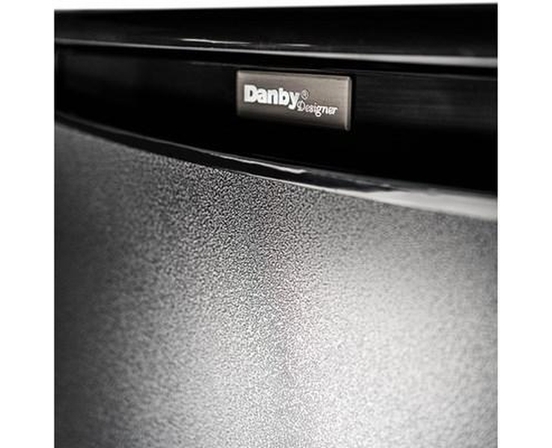 Congélateur vertical Designer de 8.5 pi³ Danby - DUFM085A4TDD
