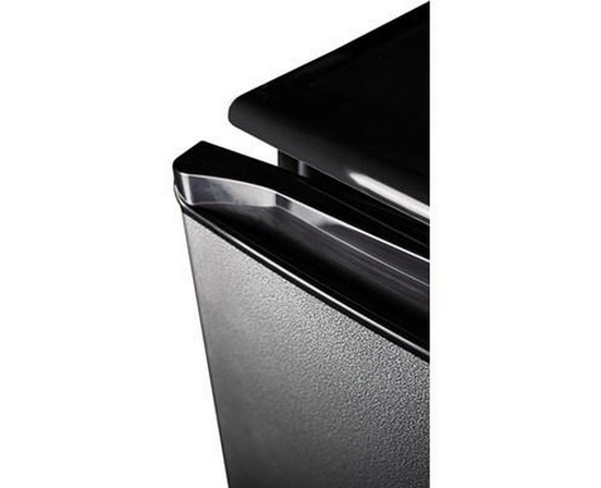 Congélateur vertical Designer de 8.5 pi³ Danby - DUFM085A4TDD