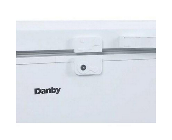 Congélateur horizontal de 17.1 pi³ avec éclairage DEL Danby - DCFM171A1WDB