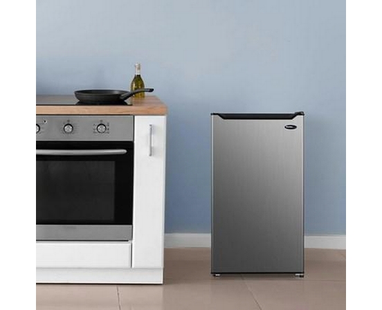 Réfrigérateur compact amovible de 18,6 po, 3,3 pi³. Danby - DCR033B2SLM
