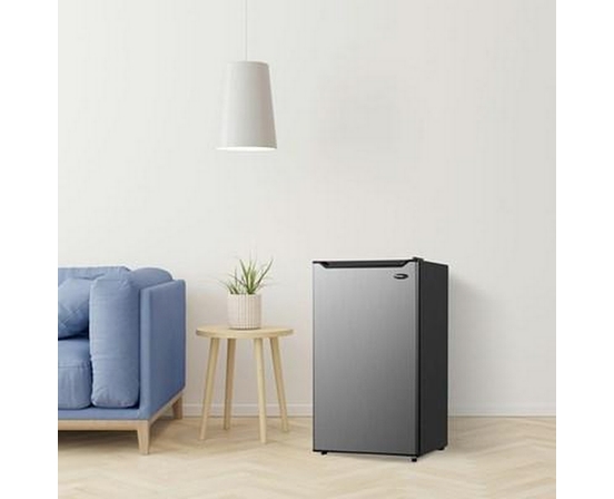 Réfrigérateur compact amovible de 18,6 po, 3,3 pi³. Danby - DCR033B2SLM