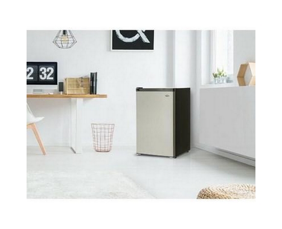 Réfrigérateur compact amovible de 21 po, 4,5 pi³ Danby - DCR045B1BSLDB