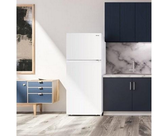 Réfrigérateur à congélateur supérieur amovible de 28 po, 18 pi³ Danby - DFF176B1WDB