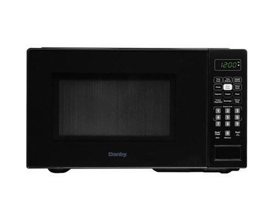 Four à micro-ondes de comptoir de 17 po., 0,7 pi³ avec 6 options de cuisson automatique Danby - DBMW0721BBB