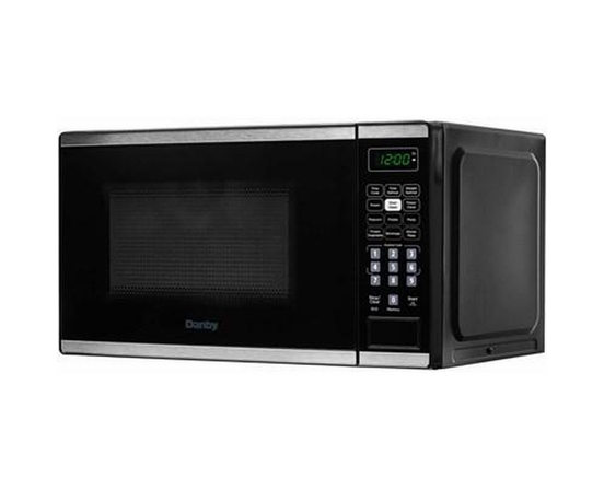 Four à micro-ondes de comptoir de 17 po, 0.7 pi³ avec 6 options de cuisson automatique Danby - DBMW0722BBS