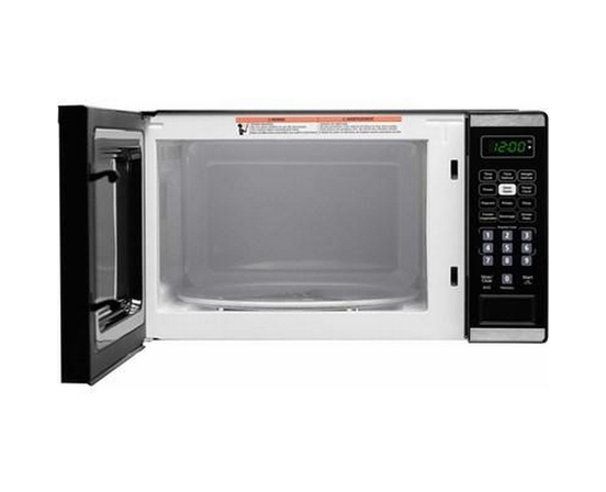 Four à micro-ondes de comptoir de 17 po, 0.7 pi³ avec 6 options de cuisson automatique Danby - DBMW0722BBS