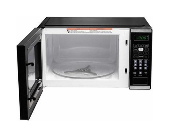 Four à micro-ondes de comptoir de 17 po, 0.7 pi³ avec 6 options de cuisson automatique Danby - DBMW0722BBS
