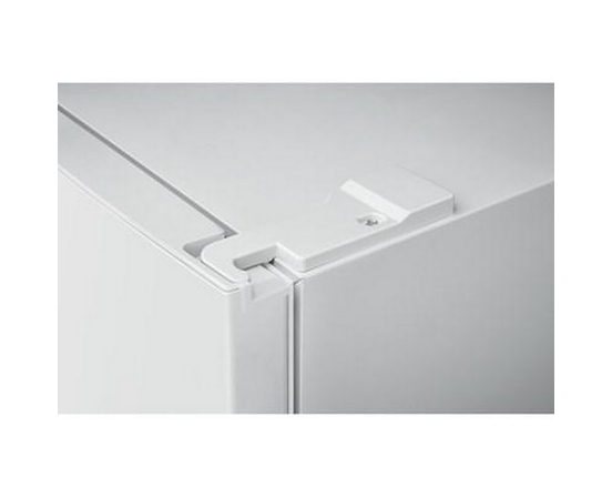 Réfrigérateur à congélateur supérieur de 24 po, 10,1 pi³ Frigidaire - FFET1022UW
