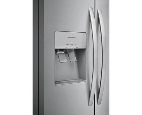 Réfrigérateur côte-à-côte amovible de 36 po., 25,6 pi³ avec système distributeur d'eau et de glaçons Frigidaire - FRSS2623AS