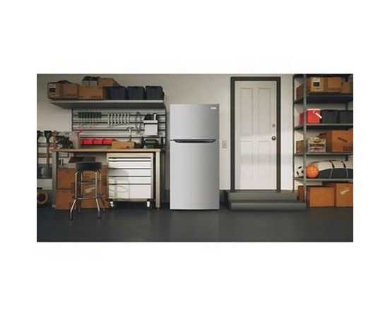 Réfrigérateur autoportant à congélateur supérieur prêt pour le garage de 30 po, 18 pi³. Frigidaire - FRTE1835AS