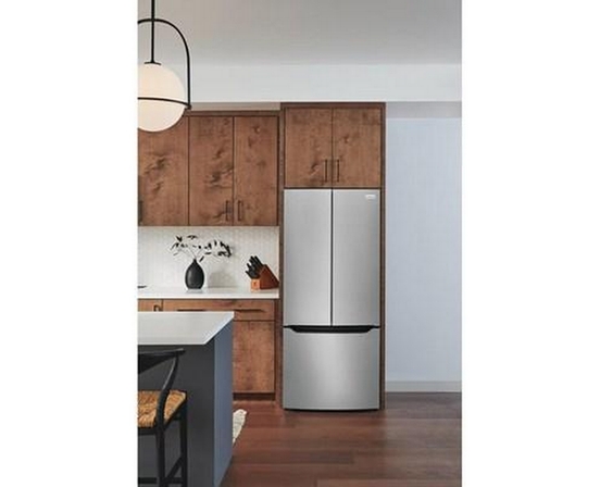 Réfrigérateur à portes françaises de 20 pi³ à profondeur de comptoir Frigidaire - FRFG2033AV