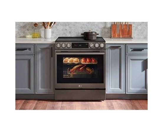 Cuisinière encastrée électrique de 30 po avec Air Fry LG - LSEL6335ZE
