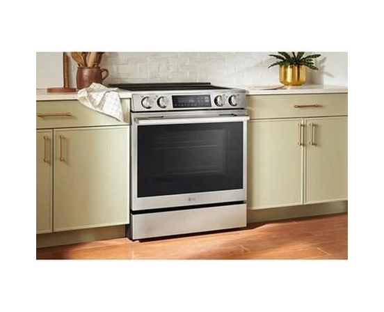 Cuisinière à induction intelligente encastrable de 6,3 pi³ avec convection ProBake® et fonction Air Fry LG - LSIL6334XE