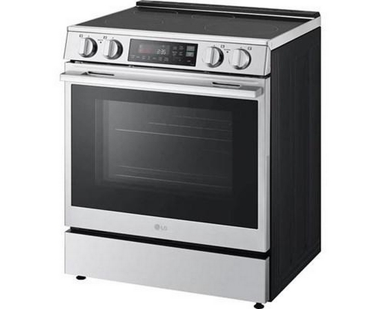 Cuisinière à induction intelligente encastrable de 6,3 pi³ avec convection ProBake® et fonction Air Fry LG - LSIL6334XE