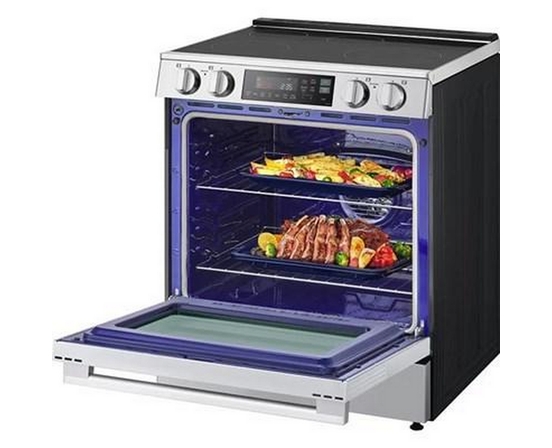 Cuisinière à induction intelligente encastrable de 6,3 pi³ avec convection ProBake® et fonction Air Fry LG - LSIL6334XE