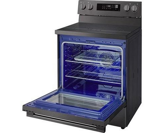 Cuisinière électrique intelligente de 30 po avec fonction Air Fry LG - LREN6325ZE