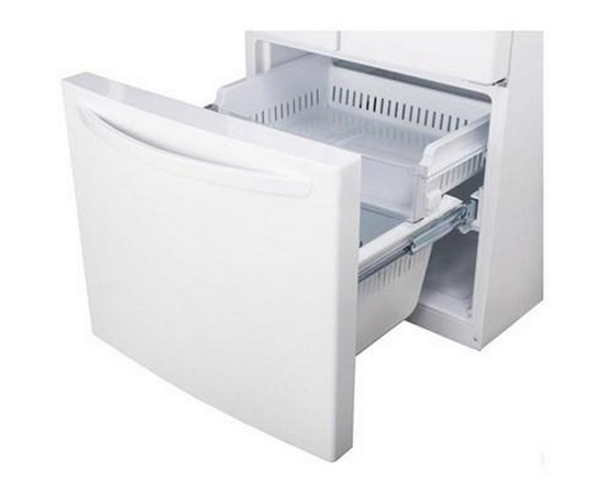 Réfrigérateur trois portes avec porte à deux battants amovible de 30 po., 21,8 pi³ avec technologie SmartDiagnosis™ LG - LRFNS2200W