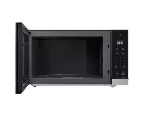 Four à micro-ondes de comptoir de 24 po, 2,0 pi³ avec inverter intelligent LG - MSER2090S