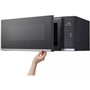 Four à micro-ondes à hotte intégrée de 30 po, 1,3 pi³ avec système SmartDiagnosis™ LG - MVEF1323F