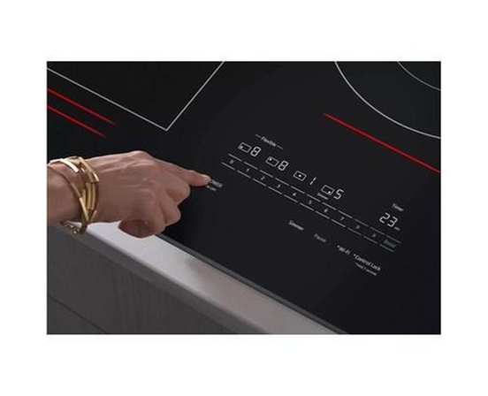 Table de cuisson encastrée à induction de 30 po avec UltraHeat™ LG - CBIH3017BE