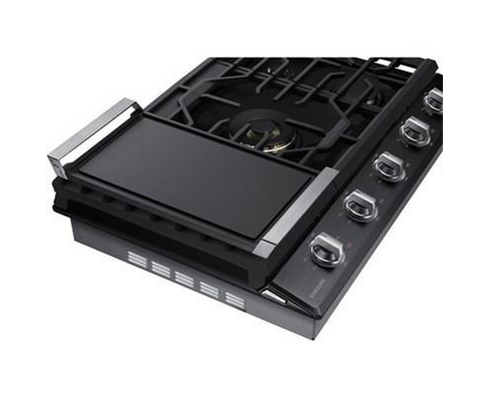 Table de cuisson encastrée à gaz de 30 po avec connection Wi-Fi Samsung - NA30N7755TG/AA
