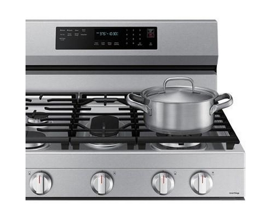 Cuisinière amovible à gaz de 30 po. avec connectivité WI-FI Samsung - NX60A6711SS/AA