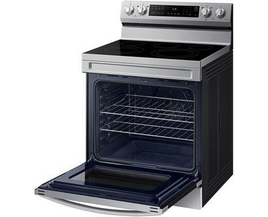 Cuisinière amovible électrique de 30 po. avec connectivité WI-FI Samsung - NE63A6511SS/AC