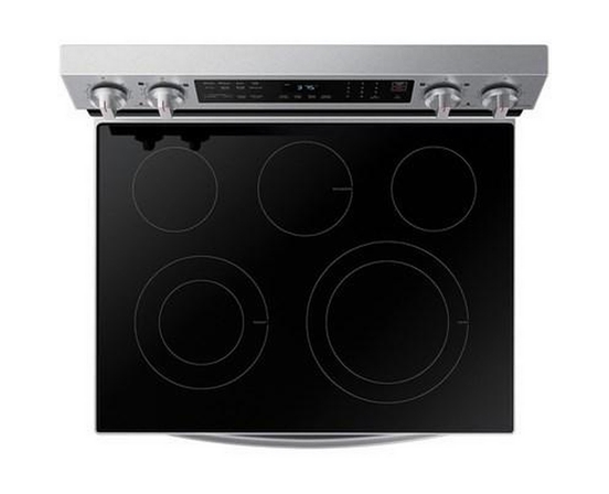 Cuisinière amovible électrique de 30 po. avec connectivité WI-FI Samsung - NE63A6511SS/AC