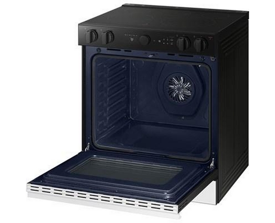Cuisinière électrique Smart Bespoke de 6,3 pi³ Samsung - NSE6DB850012/AC