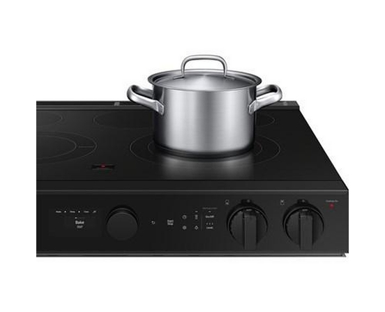 Cuisinière électrique Smart Bespoke de 6,3 pi³ Samsung - NSE6DB850012/AC