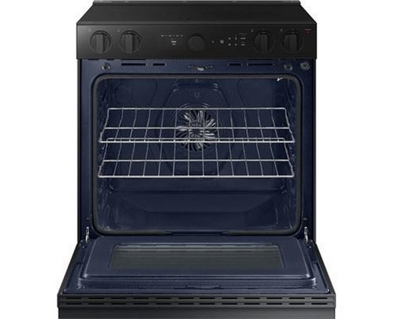 Cuisinière électrique Smart Bespoke de 6,3 pi³ Samsung - NSE6DG8500MT/AC