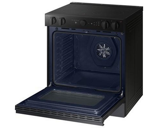Cuisinière électrique Smart Bespoke de 6,3 pi³ Samsung - NSE6DG8500MT/AC