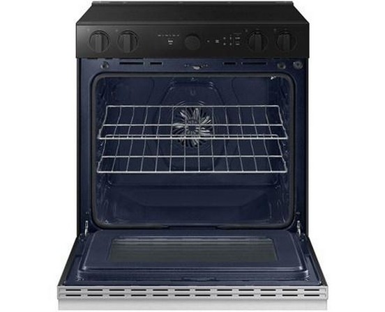 Cuisinière électrique Smart Bespoke de 6,3 pi³ Samsung - NSE6DG8700SR/AC