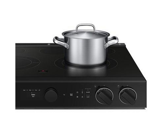 Cuisinière électrique Smart Bespoke de 6,3 pi³ Samsung - NSE6DG8700SR/AC