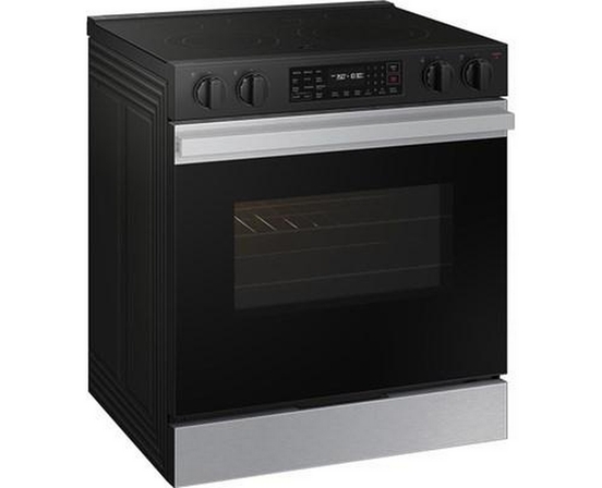 Cuisinière électrique Smart Bespoke de 6,3 pi³ Samsung - NSE6DG8300SR/AC