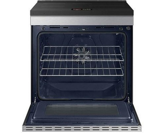 Cuisinière à induction Bespoke de 6,3 pi³ Samsung - NSI6DG9900SR/AC