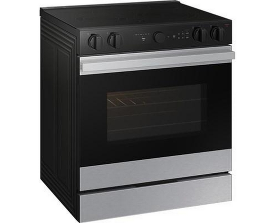 Cuisinière électrique Smart Bespoke de 6,3 pi³ Samsung - NSE6DG8500SR/AC