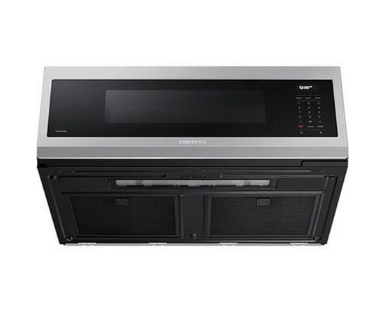 Four à micro-ondes à hotte intégrée de 30 po., 1.1 pi³ avec connectivité Wi-Fi Samsung - ME11A7710DS/AC