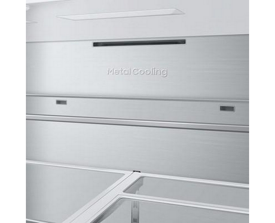 Réfrigérateur quatre portes avec porte à deux battants à profondeur de comptoir Bespoke de 36 po., 23 pi³ avec machine à glaçons double Samsung - RF23BB8600QLAA