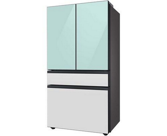 Réfrigérateur quatre portes avec porte à deux battants à profondeur de comptoir de 36 po., 23 pi³ avec machine à glaçons double Samsung - RF23BB8600APAA