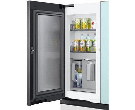 Réfrigérateur quatre portes avec porte à deux battants à profondeur de comptoir de 36 po., 23 pi³ avec machine à glaçons double Samsung - RF23BB8600APAA